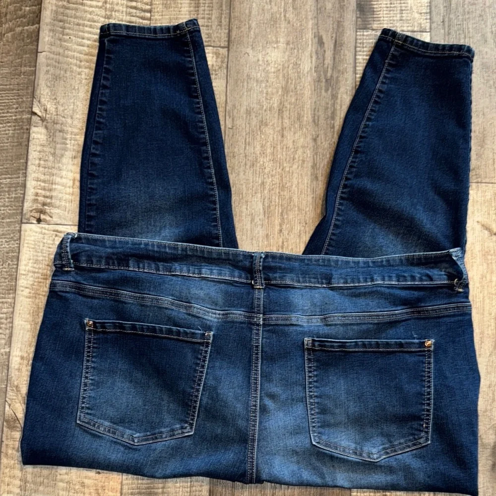 MAURICES jeans-size 24W - Picture 1 of 10